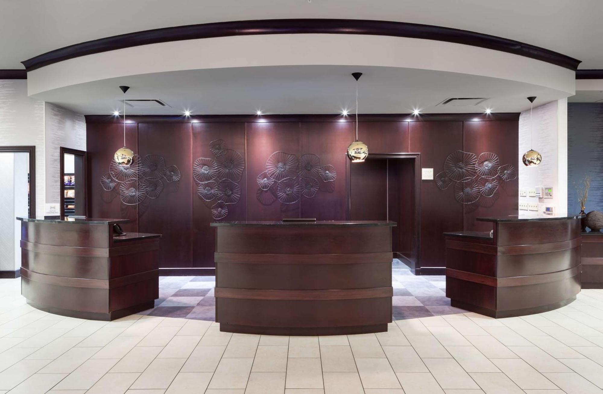 Embassy Suites By Hilton Tampa Brandon Heartland Екстер'єр фото