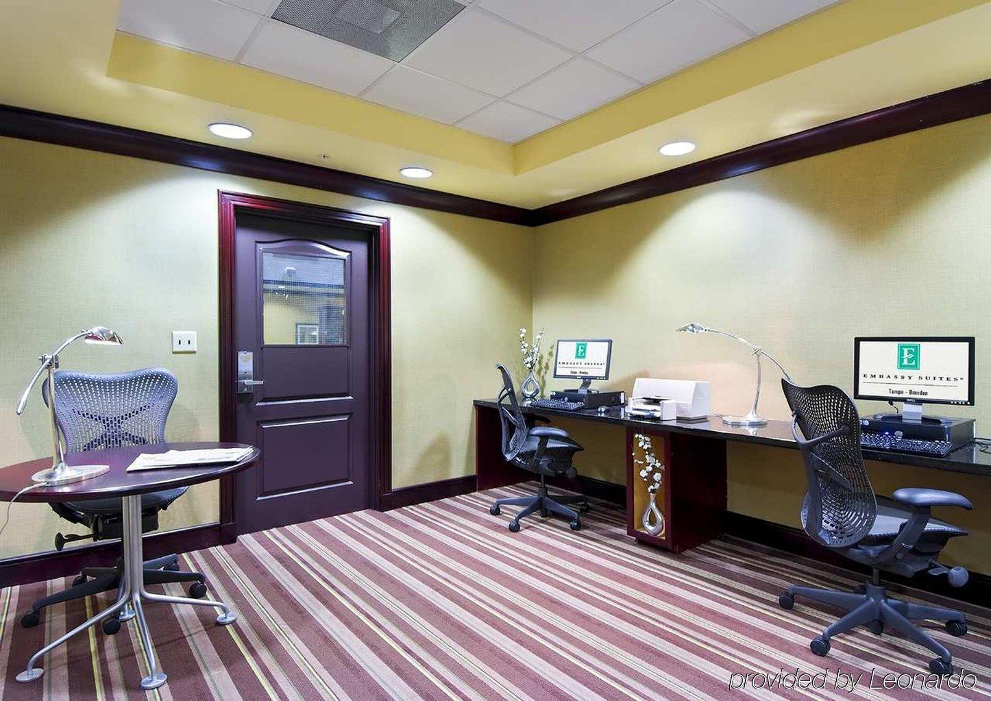 Embassy Suites By Hilton Tampa Brandon Heartland Зручності фото