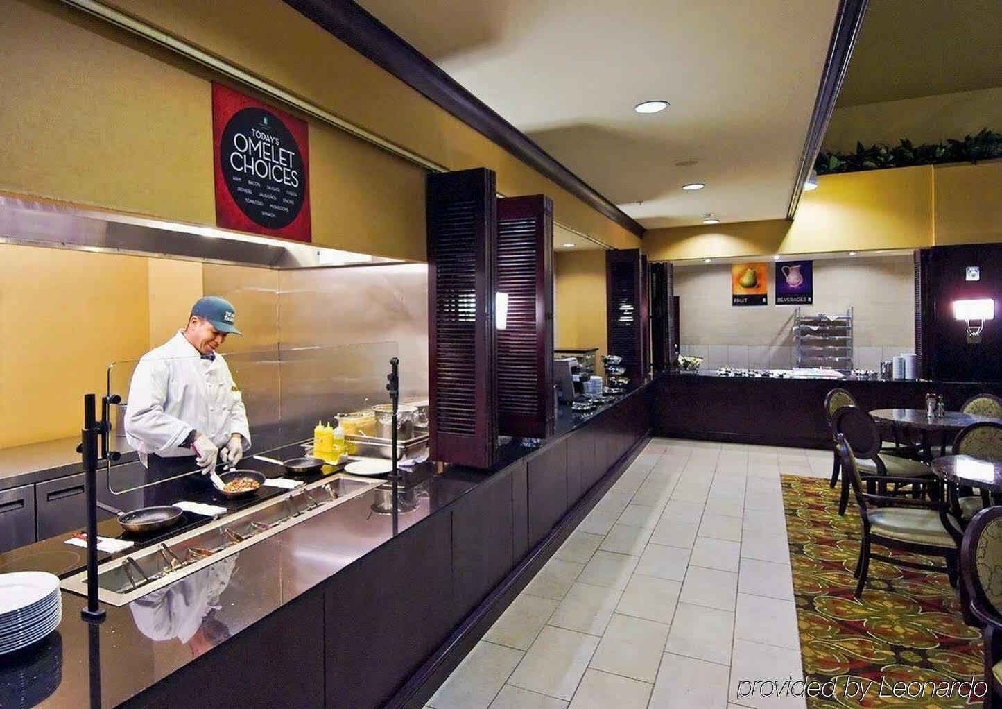 Embassy Suites By Hilton Tampa Brandon Heartland Екстер'єр фото